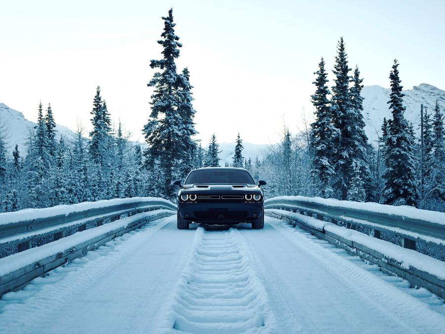  Dodge Challenger GT AWD 2016 года  (фото 3 из 33)